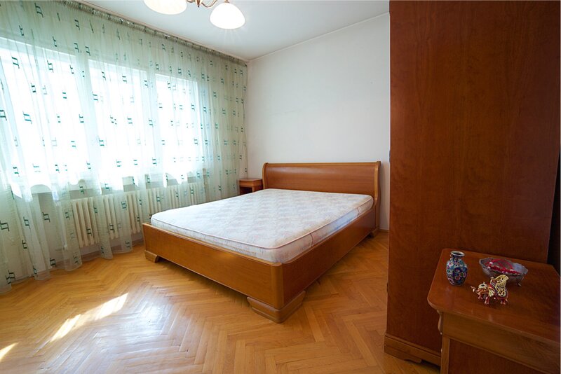 Drumul Taberei, Favorit Afi proprietar 2 cam 80mp bloc special E